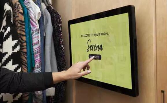 亚马逊将开首家实体时装店 配高科技试衣间
